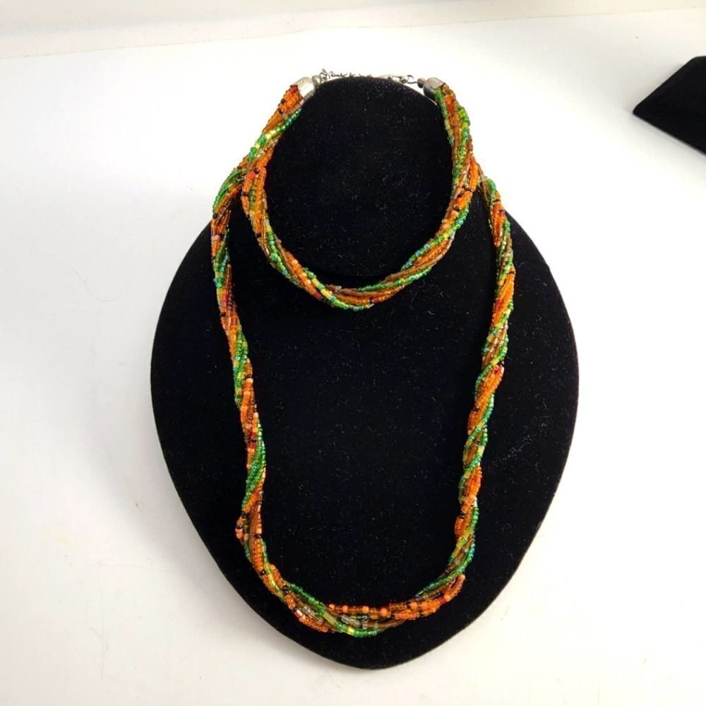 Set of small bead twisted necklace & bracelet